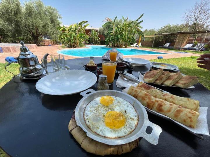 לינה וארוחת בוקר Douar Akkara Le Domaine De Carole Marrakech מראה חיצוני תמונה